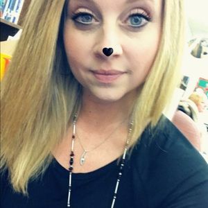 Meet your Posher, Erica